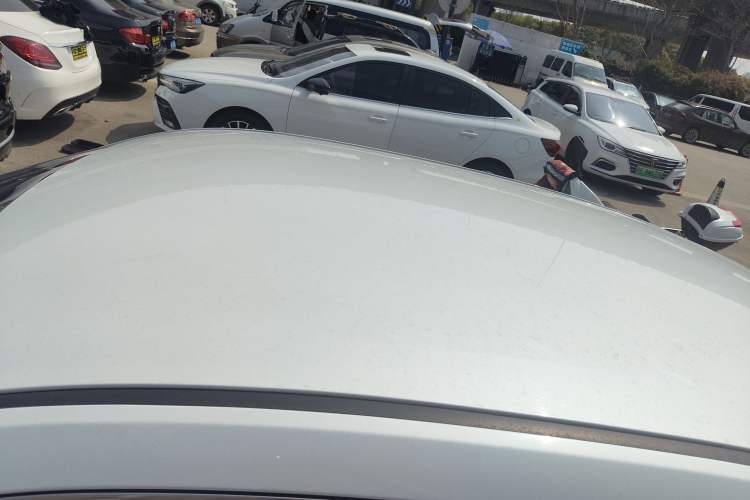 Used Dongfeng Aeolus Yixuan 2023 Mach Edition 1.5L Automatic Chasing Wind Version Roof