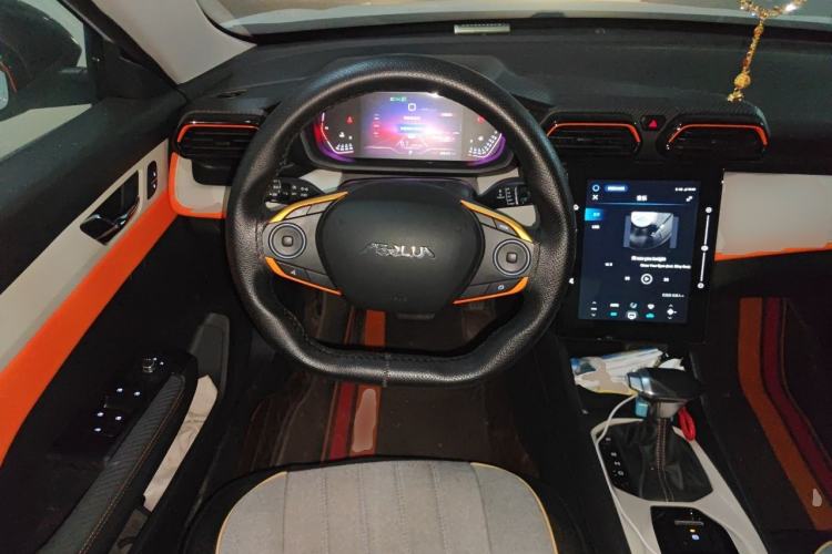 Used Dongfeng Aeolus Yixuan 2023 Mach Edition 1.5L Automatic Chasing Wind Version Steering Wheel