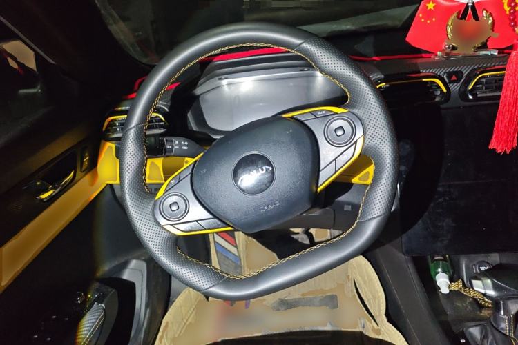 Used Dongfeng Aeolus Yixuan 2023 Mach Edition 1.5T Automatic Pursuit Rider Version Steering Wheel