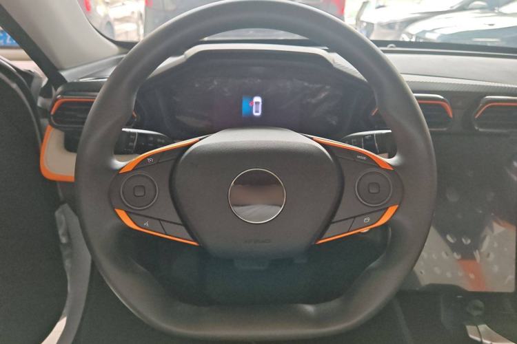 Used Dongfeng Aeolus Yixuan 2023 Mach Edition 1.5L Automatic Chasing Wind Version Steering Wheel
