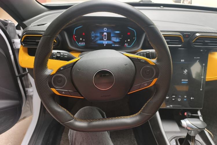 Used Dongfeng Aeolus Yixuan 2023 Mach Edition 1.5T Automatic Pursuit Rider Version Steering Wheel