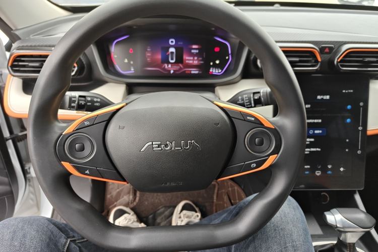 Used Dongfeng Aeolus Yixuan 2023 Mach Edition 1.5L Automatic Chasing Wind Version Steering Wheel