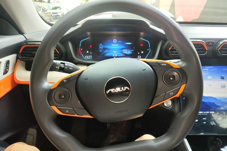 Used Dongfeng Aeolus Yixuan 2023 Mach Edition 1.5L Automatic Chasing Wind Version Steering Wheel