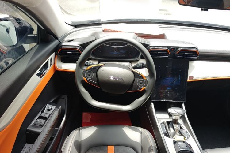 Used Dongfeng Aeolus Yixuan 2023 Mach Edition 1.5L Automatic Chasing Wind Version Steering Wheel