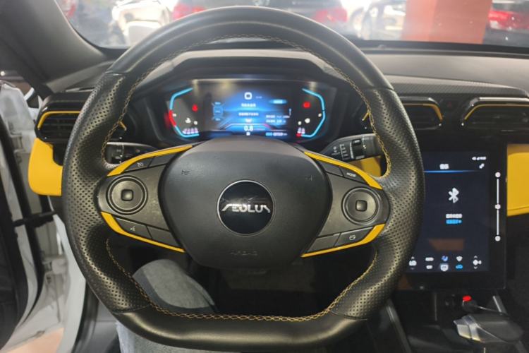 Used Dongfeng Aeolus Yixuan 2023 Mach Edition 1.5T Automatic Pursuit Rider Version Steering Wheel