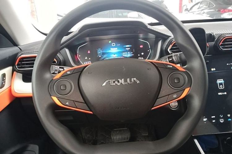 Used Dongfeng Aeolus Yixuan 2023 Mach Edition 1.5L Automatic Chasing Shadow Version Steering Wheel