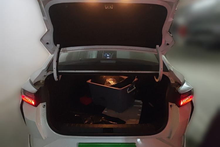 Used Dongfeng Aeolus Yixuan 2023 Mach Edition 1.5L Automatic Chasing Wind Version Trunk
