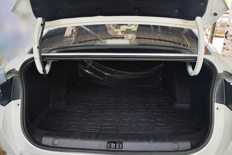 Used Dongfeng Aeolus Yixuan 2023 Mach Edition 1.5L Automatic Chasing Wind Version Trunk