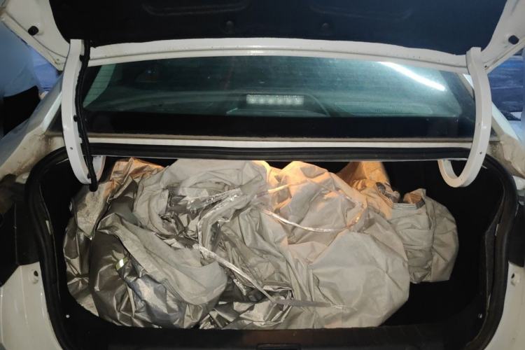 Used Dongfeng Aeolus Yixuan 2023 Mach Edition 1.5L Automatic Chasing Wind Version Trunk