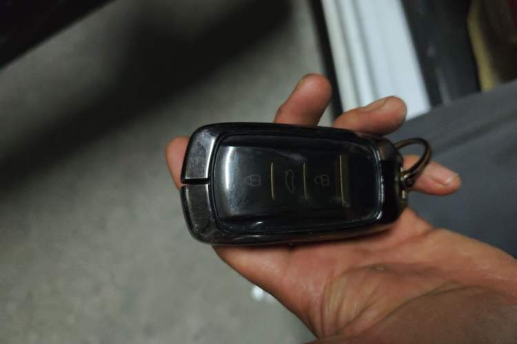 Used Dongfeng Aeolus Yixuan 2023 Mach Edition 1.5T Automatic Pursuit Rider Version Vehicle Key