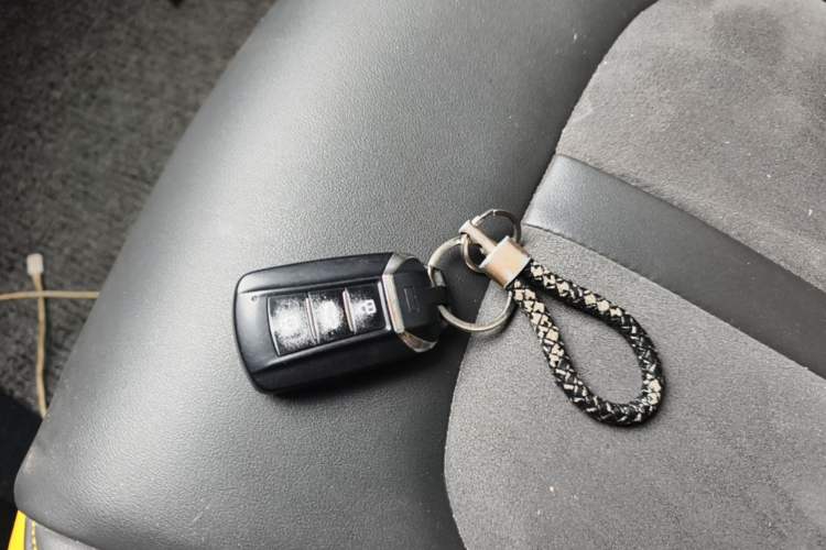 Used Dongfeng Aeolus Yixuan 2023 Mach Edition 1.5T Automatic Pursuit Rider Version Vehicle Key