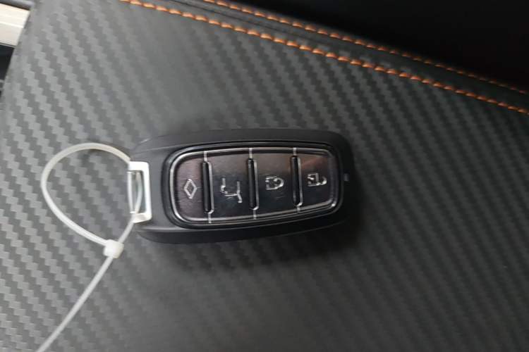 Used Dongfeng Aeolus Yixuan 2023 Mach Edition 1.5L Automatic Chasing Wind Version Vehicle Key