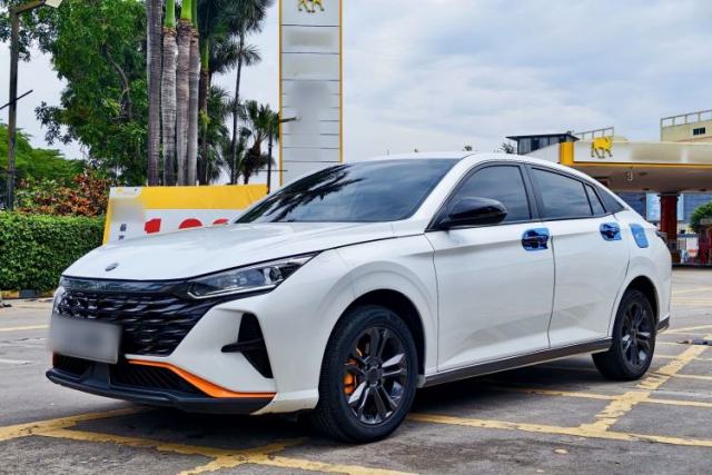 Used Dongfeng Aeolus Yixuan 2023 Mach Edition 1.5L Automatic Chasing Wind Version