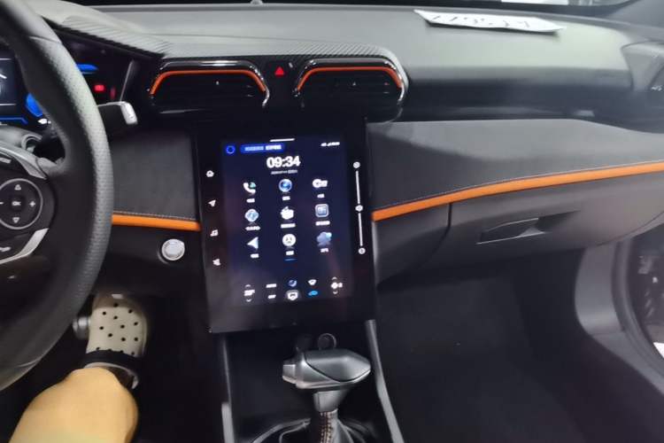Used Dongfeng Aeolus Yixuan 2024 1.5T Automatic Jingqing Edition Audio And AC Panel