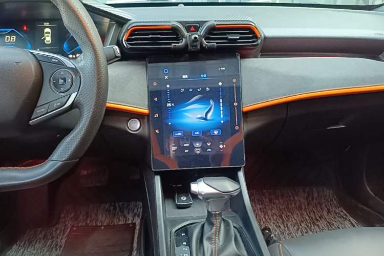 Used Dongfeng Aeolus Yixuan 2024 1.5T Automatic Jingqing Edition Audio And AC Panel