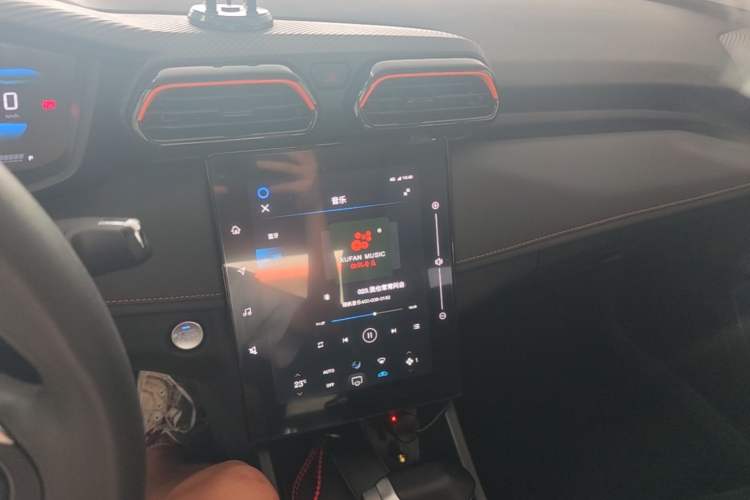 Used Dongfeng Aeolus Yixuan 2024 1.5L Automatic JingSu Edition Audio And AC Panel
