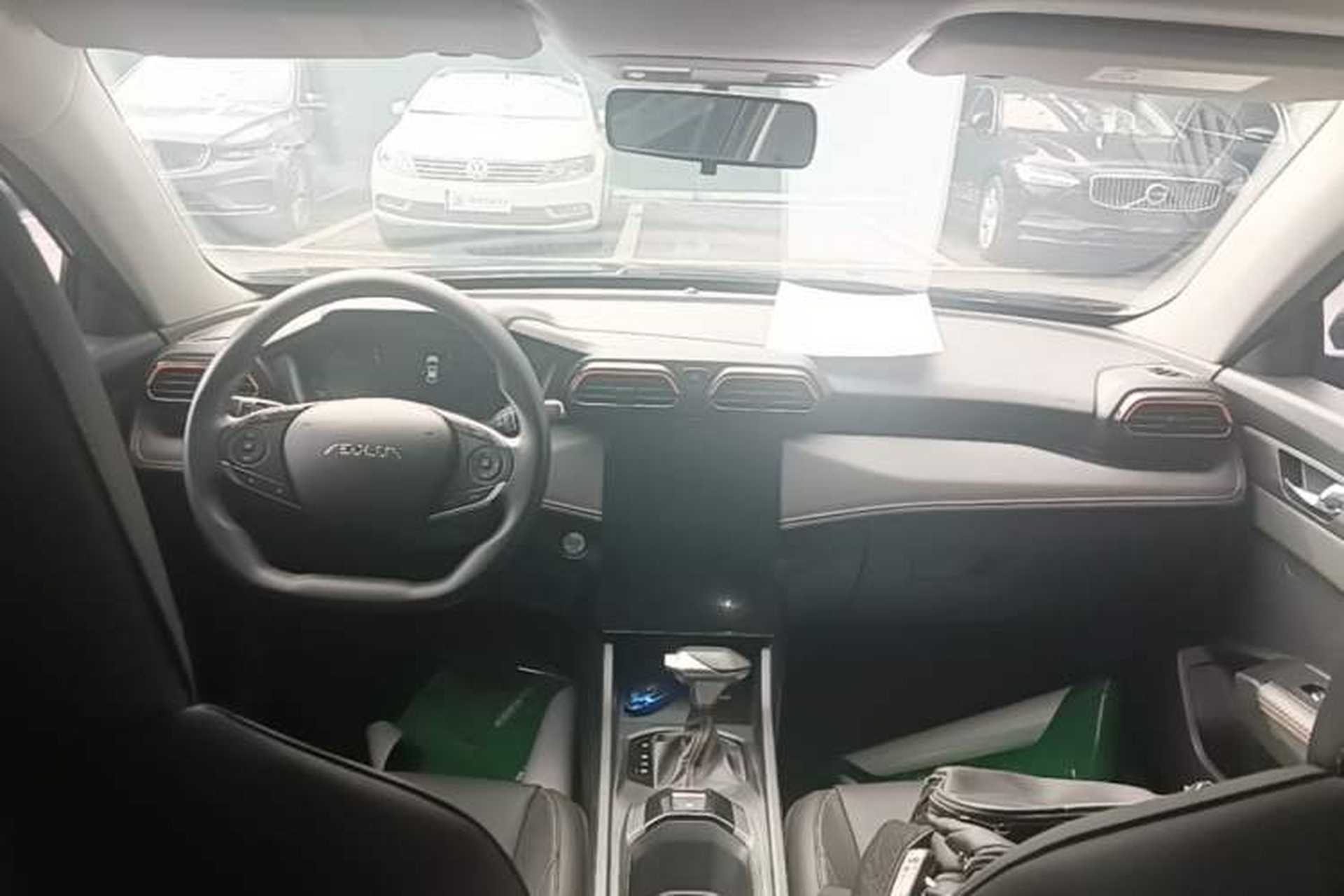 Used Dongfeng Aeolus Yixuan 2024 1.5L Automatic JingSu Edition Center Console