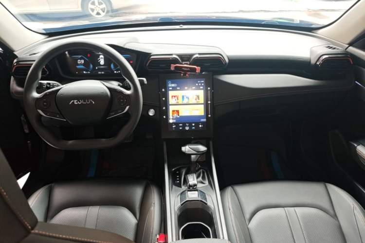 Used Dongfeng Aeolus Yixuan 2024 1.5L Automatic JingSu Edition Center Console