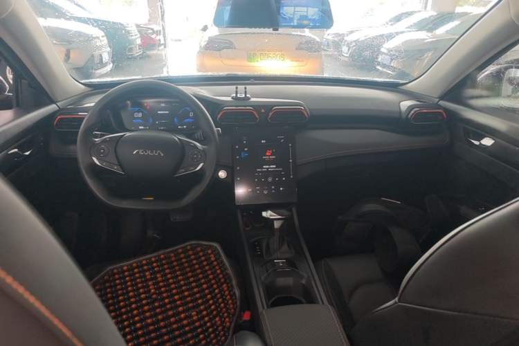 Used Dongfeng Aeolus Yixuan 2024 1.5L Automatic JingSu Edition Center Console