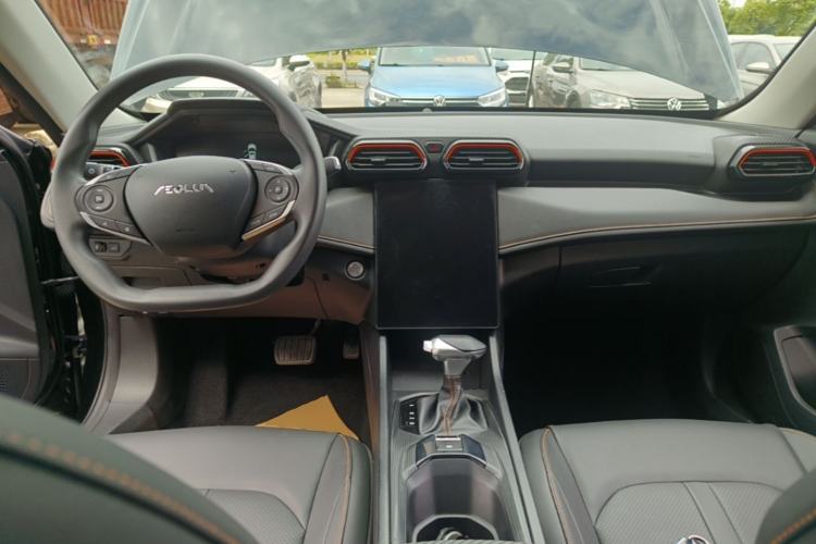 Used Dongfeng Aeolus Yixuan 2024 1.5L Automatic JingSu Edition Center Console