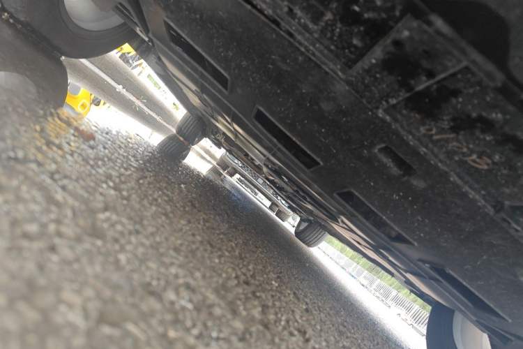 Used Dongfeng Aeolus Yixuan 2024 1.5L Automatic JingSu Edition Chassis Front