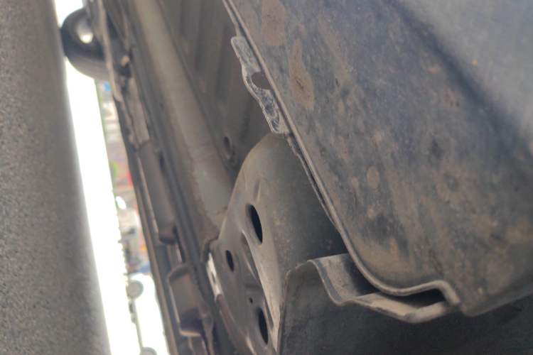Used Dongfeng Aeolus Yixuan 2024 1.5L Automatic JingSu Edition Chassis Front Right