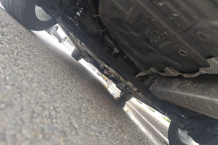 Used Dongfeng Aeolus Yixuan 2024 1.5L Automatic JingSu Edition Chassis Rear