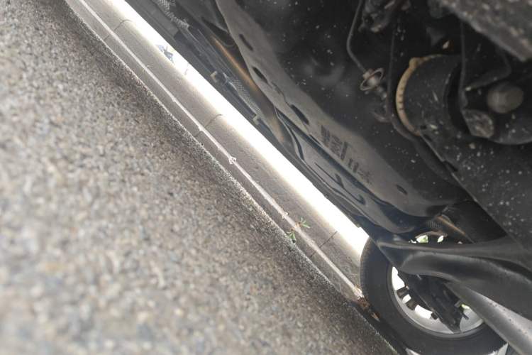Used Dongfeng Aeolus Yixuan 2024 1.5L Automatic JingSu Edition Chassis Rear Left
