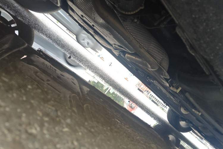 Used Dongfeng Aeolus Yixuan 2024 1.5L Automatic JingSu Edition Chassis Rear Right