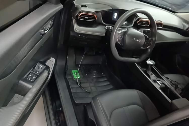 Used Dongfeng Aeolus Yixuan 2024 1.5L Automatic JingSu Edition Driver Seat