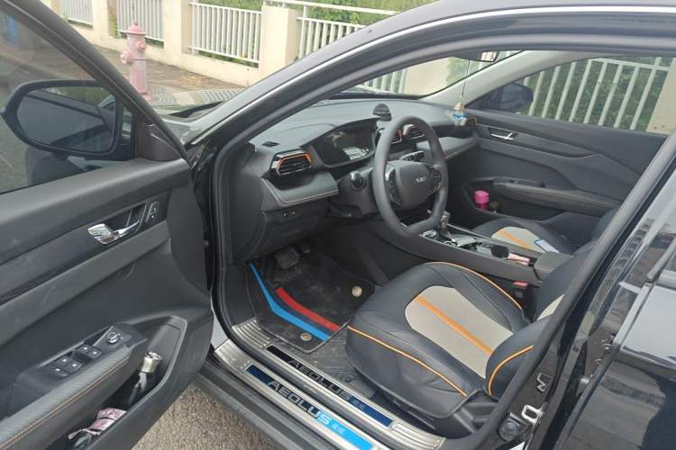 Used Dongfeng Aeolus Yixuan 2024 1.5L Automatic JingSu Edition Driver Seat