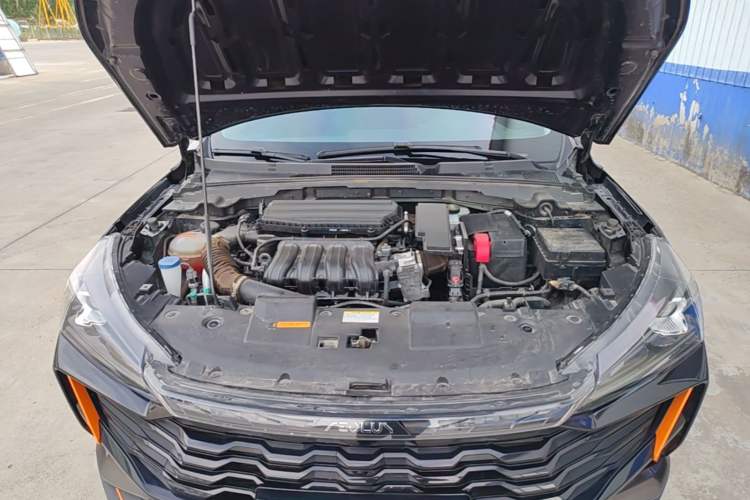 Used Dongfeng Aeolus Yixuan 2024 1.5L Automatic JingSu Edition Engine Bay