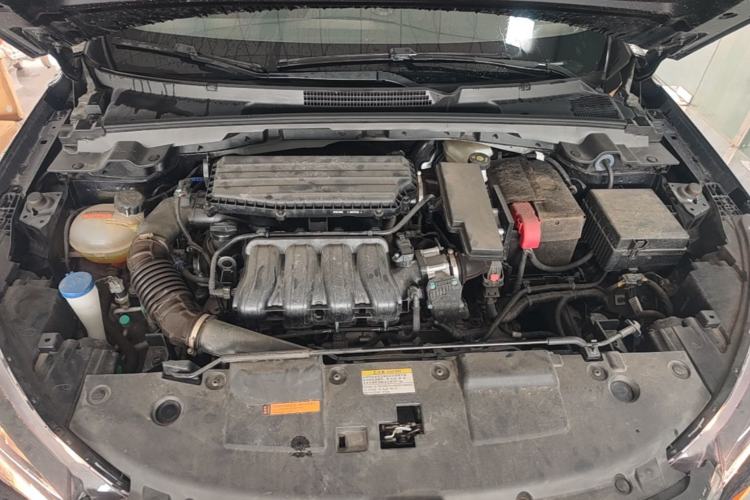 Used Dongfeng Aeolus Yixuan 2024 1.5L Automatic JingSu Edition Engine Bay