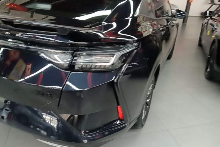 Used Dongfeng Aeolus Yixuan 2024 1.5L Automatic JingSu Edition Exterior 3