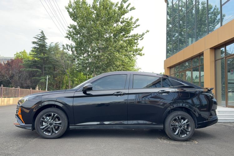 Used Dongfeng Aeolus Yixuan 2024 1.5L Automatic JingSu Edition Exterior 3