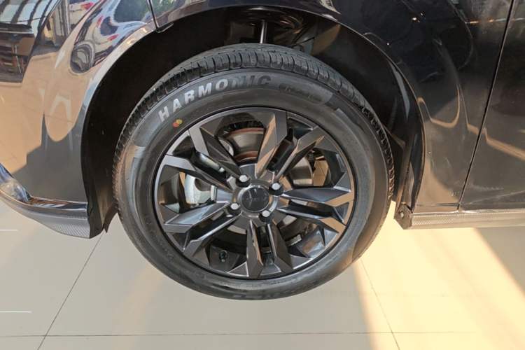 Used Dongfeng Aeolus Yixuan 2024 1.5L Automatic JingSu Edition Exterior 4