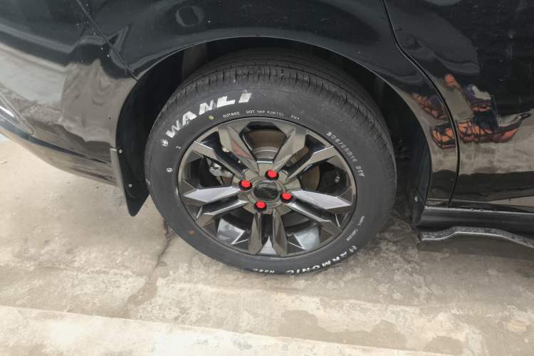 Used Dongfeng Aeolus Yixuan 2024 1.5L Automatic JingSu Edition Exterior 5