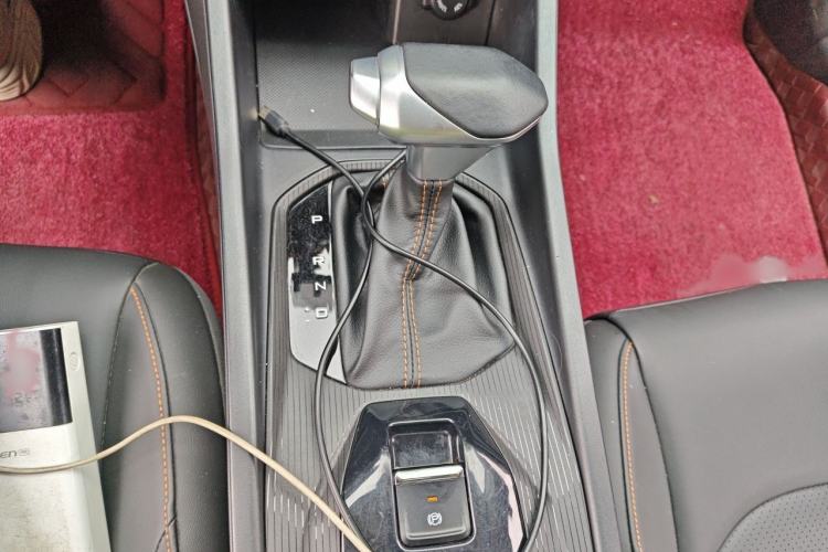 Used Dongfeng Aeolus Yixuan 2024 1.5L Automatic JingSu Edition Gear Lever