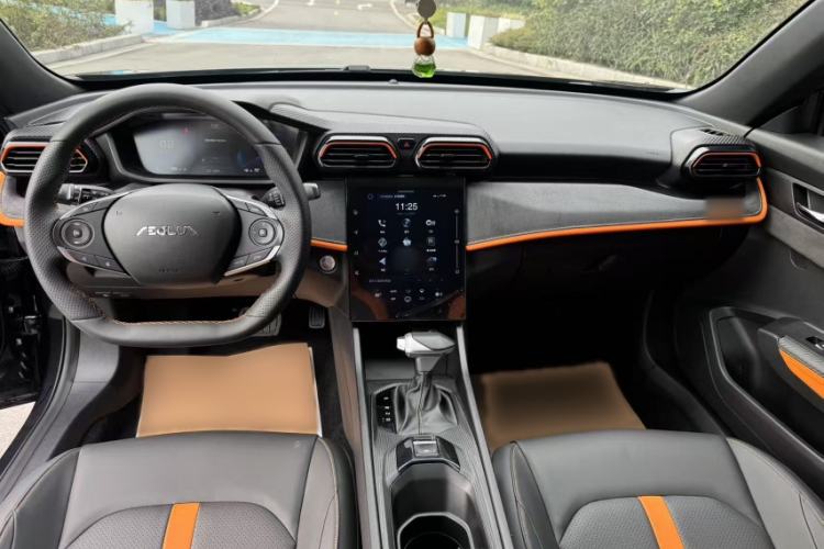 Used Dongfeng Aeolus Yixuan 2024 1.5T Automatic Jingqing Edition Interior 1