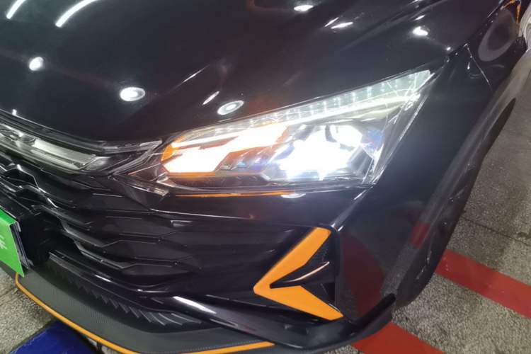 Used Dongfeng Aeolus Yixuan 2024 1.5T Automatic Jingqing Edition Left Front Headlight