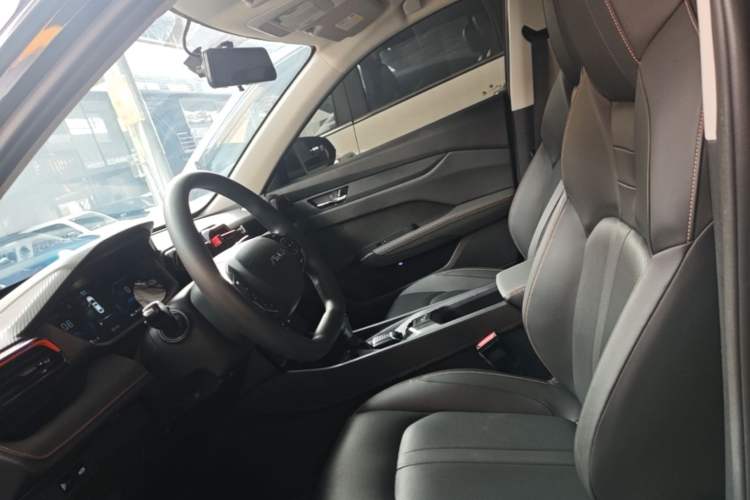 Used Dongfeng Aeolus Yixuan 2024 1.5L Automatic JingSu Edition Left Front Seat