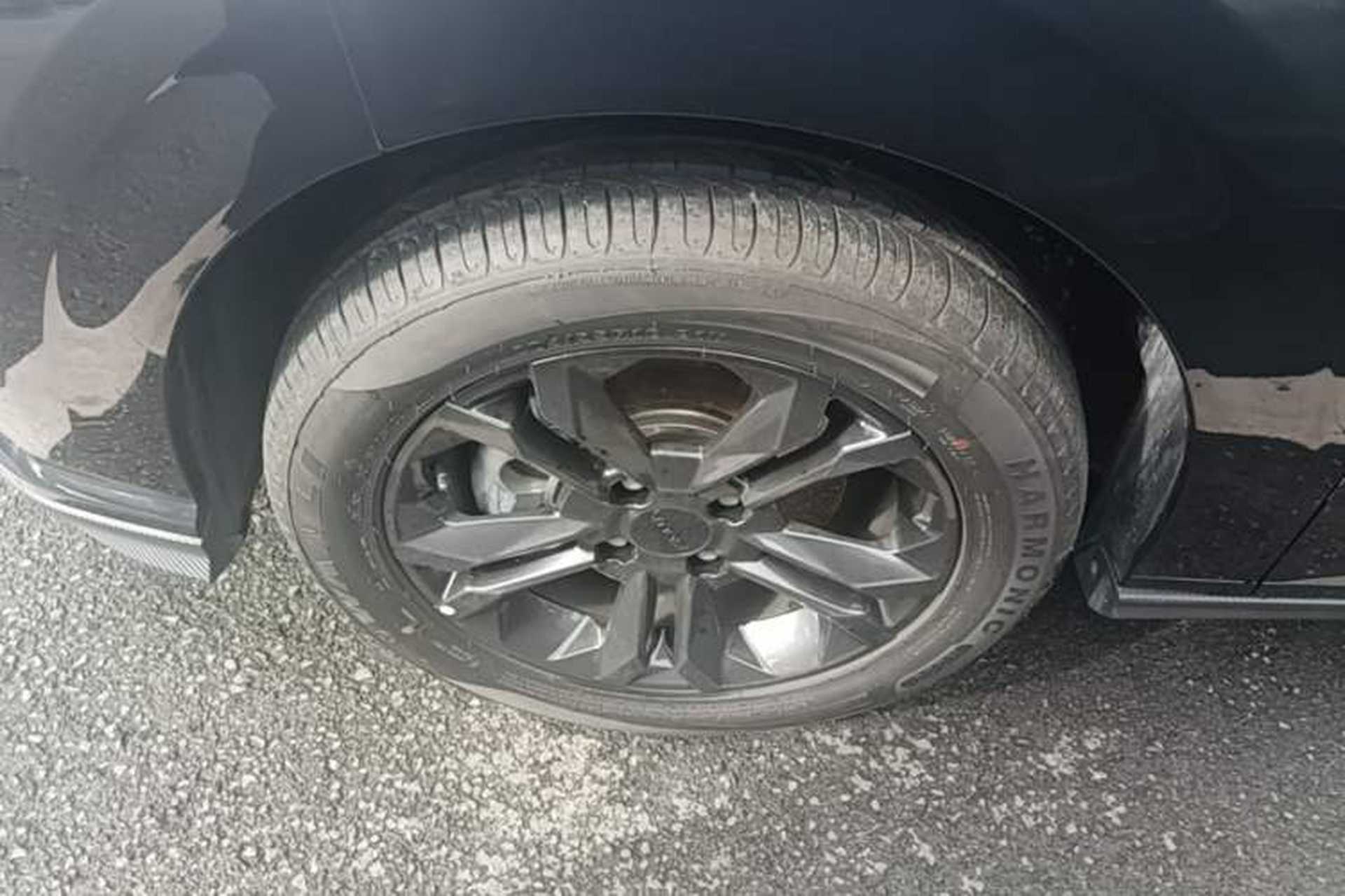 Used Dongfeng Aeolus Yixuan 2024 1.5L Automatic JingSu Edition Left Front Wheel Hub