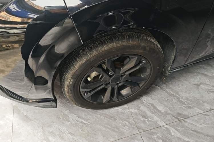 Used Dongfeng Aeolus Yixuan 2024 1.5L Automatic JingSu Edition Left Front Wheel Hub