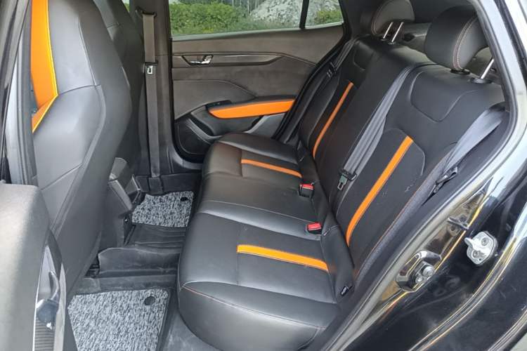Used Dongfeng Aeolus Yixuan 2024 1.5T Automatic Jingqing Edition Left Rear Seat