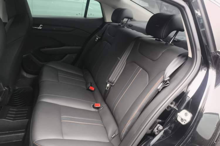 Used Dongfeng Aeolus Yixuan 2024 1.5L Automatic JingSu Edition Left Rear Seat