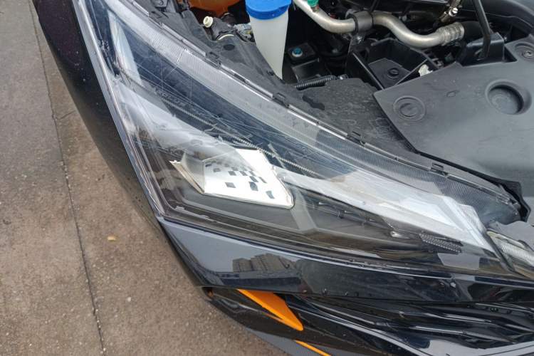 Used Dongfeng Aeolus Yixuan 2024 1.5T Automatic Jingqing Edition Right Front Headlight