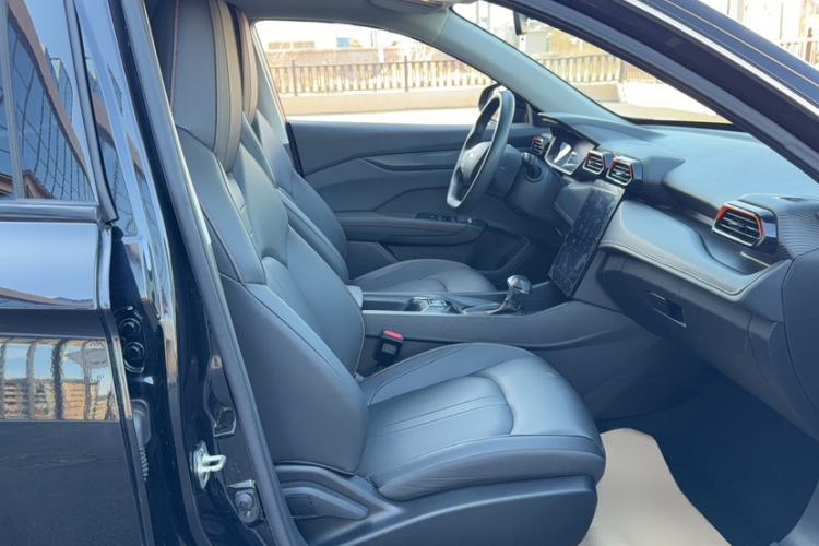 Used Dongfeng Aeolus Yixuan 2024 1.5L Automatic JingSu Edition Right Front Seat