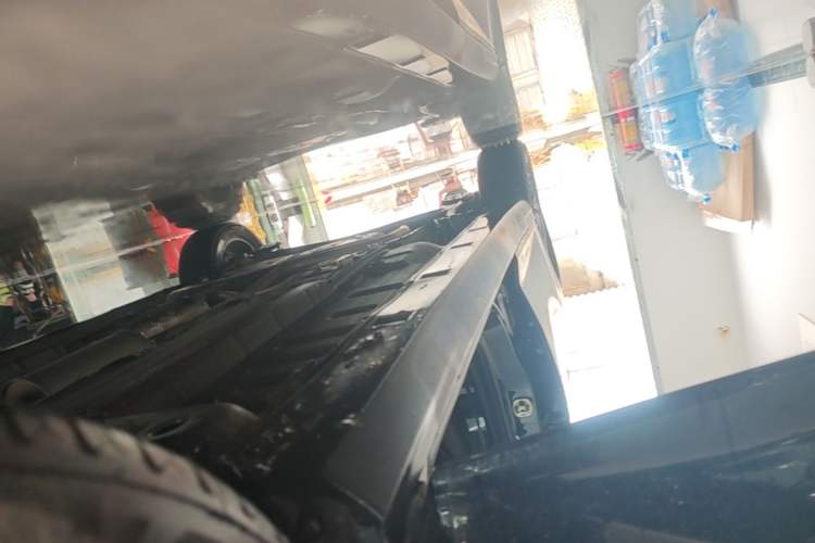 Used Dongfeng Aeolus Yixuan 2024 1.5L Automatic JingSu Edition Right Side Sill