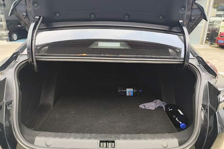 Used Dongfeng Aeolus Yixuan 2024 1.5T Automatic Jingqing Edition Trunk