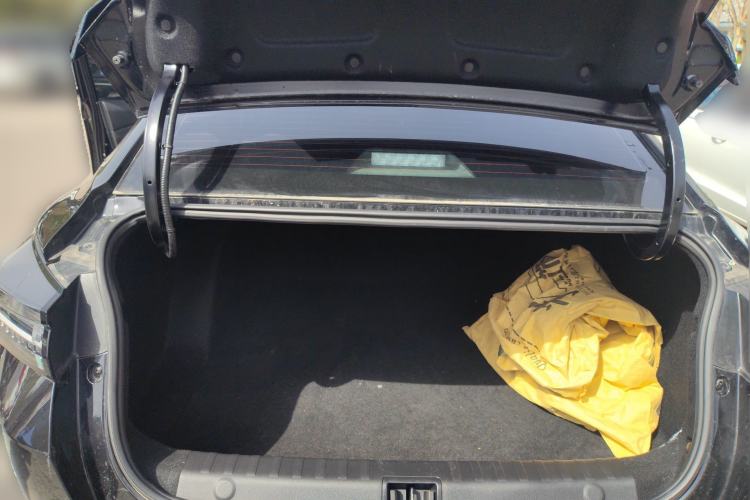 Used Dongfeng Aeolus Yixuan 2024 1.5L Automatic JingSu Edition Trunk